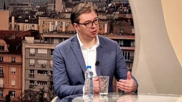 СРБИ МОРАЈУ ДА ОДУСТАНУ ОД САМОПОНИЖАВАЊА: Председник поменуо филм Кво вадис, Аида, послао јаку поруку нашем народу СРБИ МОРАЈУ ДА ОДУСТАНУ ОД САМОПОНИЖАВАЊА: Председник поменуо филм Кво вадис, Аида, послао јаку поруку нашем народу
