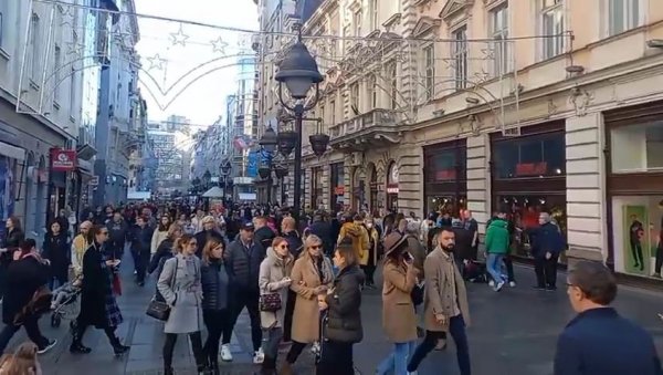 БЕОГРАД ЈЕ БИО КАО КАЗАБЛАНКА: Вучић открио - Рекордан број шпијуна у престоници око Нове године, није забележено од Другог светског рата БЕОГРАД ЈЕ БИО КАО КАЗАБЛАНКА: Вучић открио - Рекордан број шпијуна у престоници око Нове године, није забележено од Другог светског рата