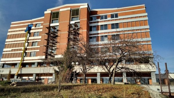 ЗА БОЉИТАК ПАЦИЈЕНАТА: Пиротска Општа болница добила вредну опрему и средства ЗА БОЉИТАК ПАЦИЈЕНАТА: Пиротска Општа болница добила вредну опрему и средства
