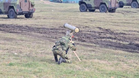 SRBIJA IMA MNOGO BOLJE ORUŽJE OD DŽAVELINA: Za separatiste sa Kosova i Metohije nam nije ni potrebno SRBIJA IMA MNOGO BOLJE ORUŽJE OD DŽAVELINA: Za separatiste sa Kosova i Metohije nam nije ni potrebno