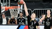 ЧАК СЕ И ЖОЦ СМЕЈАО: Партизан закуцао Хрвате у црно-белој Арени (ФОТО/ВИДЕО) ЧАК СЕ И ЖОЦ СМЕЈАО: Партизан закуцао Хрвате у црно-белој Арени (ФОТО/ВИДЕО)