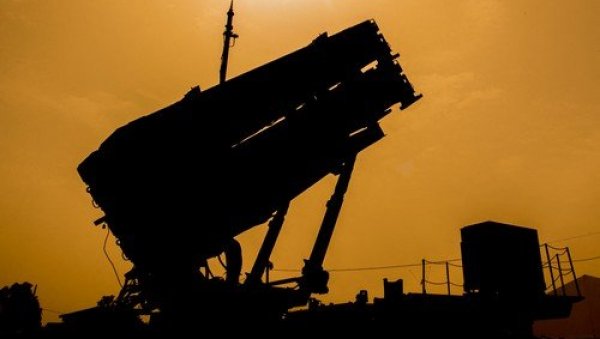 ЗЕЛЕНСКИ ТРАЖИ ОД ЗАПАДА: Украјини потребно 10 система Патриот ЗЕЛЕНСКИ ТРАЖИ ОД ЗАПАДА: Украјини потребно 10 система Патриот