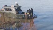 ŽANDARMERIJA PRETRAŽUJE ADU HUJU: Potraga za automobilom koji je upao u vodu (VIDEO) ŽANDARMERIJA PRETRAŽUJE ADU HUJU: Potraga za automobilom koji je upao u vodu (VIDEO)