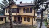 ZATVORENA GRADSKA KUĆA U LESKOVCU: Do septembra radovi na sanaciji krova ZATVORENA GRADSKA KUĆA U LESKOVCU: Do septembra radovi na sanaciji krova