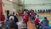ПОМОЋ ЉУДИМА ОСНОВНИ МОТИВ; Зрењанински Црвени крст наставља да буде на услузи грађанима ПОМОЋ ЉУДИМА ОСНОВНИ МОТИВ; Зрењанински Црвени крст наставља да буде на услузи грађанима