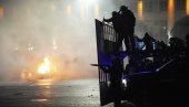 ЧУЈУ СЕ ПУЦЊИ У АЛМАТИЈУ: Сукоб војске и демонстраната на главном тргу