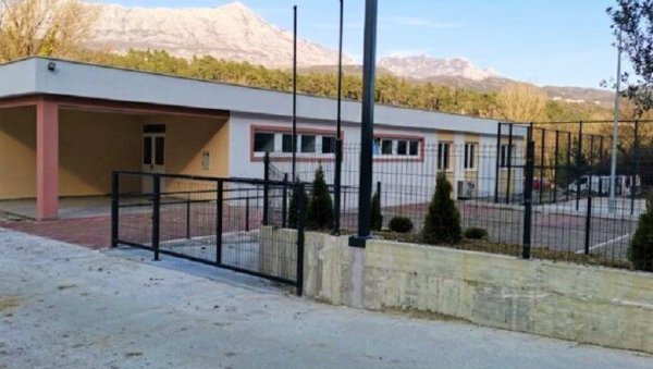 ДА БУДЕ МЕСТА И ЗА СТАРИЈЕ ОД 27 ГОДИНА: Планирана доградња херцегновског Дневног центра за особе са сметњама у развоју ДА БУДЕ МЕСТА И ЗА СТАРИЈЕ ОД 27 ГОДИНА: Планирана доградња херцегновског Дневног центра за особе са сметњама у развоју