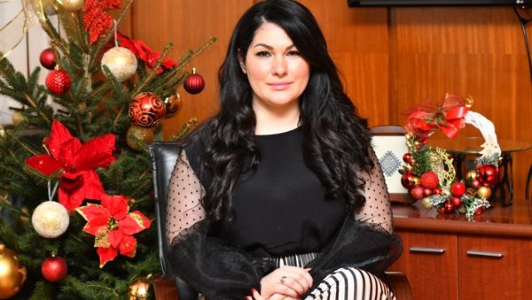 МАРИНКОВИЋ РАДОМИРОВИЋ: Ђиласови пулени и даље настaвљају да лажно оптужују чланове СНС и градоначелника Новог Сада Милана Ђурића МАРИНКОВИЋ РАДОМИРОВИЋ: Ђиласови пулени и даље настaвљају да лажно оптужују чланове СНС и градоначелника Новог Сада Милана Ђурића