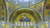 VASKRŠNJA LITURGIJA U HRAMU SVETOG SAVE: Služi patrijarh srpski Porfirije VASKRŠNJA LITURGIJA U HRAMU SVETOG SAVE: Služi patrijarh srpski Porfirije