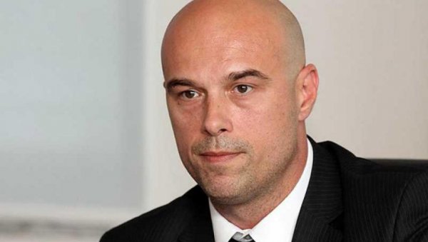 ТЕГЕЛТИЈА ОДГОВОРИО АМЕРИМА: Преживео сам рат са 20 година - издржаћу и санкције! ТЕГЕЛТИЈА ОДГОВОРИО АМЕРИМА: Преживео сам рат са 20 година - издржаћу и санкције!