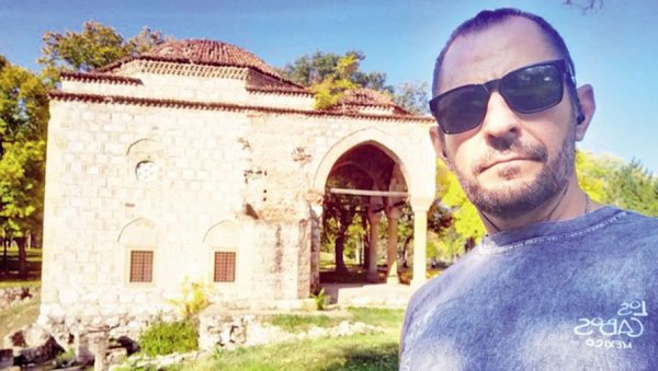 СЛУШАО САМ СВОЈЕ СРЦЕ И ДОШАО У НИШ: Умберто Феро Нето из Куритибе се преселио у Србију СЛУШАО САМ СВОЈЕ СРЦЕ И ДОШАО У НИШ: Умберто Феро Нето из Куритибе се преселио у Србију
