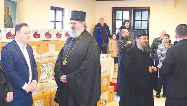 ПОМАЖУ СРБЕ НА БАНИЈИ: Из Епархије ваљевске упућена помоћ нашим сународницима пострадалим у земљотресу у Хрватској ПОМАЖУ СРБЕ НА БАНИЈИ: Из Епархије ваљевске упућена помоћ нашим сународницима пострадалим у земљотресу у Хрватској