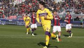 GOTOVO JE: Italijani objavili - Dušan Vlahović u dresu novog kluba (FOTO) GOTOVO JE: Italijani objavili - Dušan Vlahović u dresu novog kluba (FOTO)