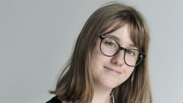ПАМЕЋУ ПОМЕРАЈУ ГРАНИЦЕ: Наши млади научници, у ауторским текстовима, за Новости, не крију да имају велике планове ПАМЕЋУ ПОМЕРАЈУ ГРАНИЦЕ: Наши млади научници, у ауторским текстовима, за Новости, не крију да имају велике планове