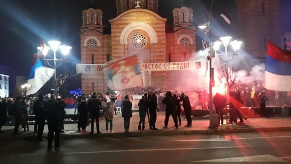 ДОЧЕК ПРАВОСЛАВНЕ НОВЕ ГОДИНЕ: Широм Републике Српске организована прослава на отвореном ДОЧЕК ПРАВОСЛАВНЕ НОВЕ ГОДИНЕ: Широм Републике Српске организована прослава на отвореном