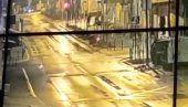 TUČA U NOVOM SADU: Vođe novosadske blokade se potukli međusobno (VIDEO) TUČA U NOVOM SADU: Vođe novosadske blokade se potukli međusobno (VIDEO)