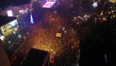 СРПСКУ ОКУПИРАЛО 200.000 ТУРИСТА: Новогодишњи празници довели рекордан број посетилаца у градове широм РС