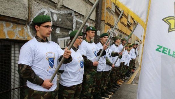 СРБИ ИМ НАЦИСТИ, РЕГРУТУЈУ БЕРЕТКЕ: Хистерија у Сарајеву после прославе Дана Републике Српске СРБИ ИМ НАЦИСТИ, РЕГРУТУЈУ БЕРЕТКЕ: Хистерија у Сарајеву после прославе Дана Републике Српске