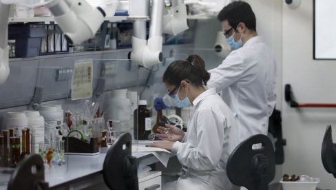 НА ДИЈАГНОЗУ СЕ ЧЕКА ВИШЕ ОД 10 ГОДИНА: Незавидан положај оболелих од Хередитарног ангиоедема НА ДИЈАГНОЗУ СЕ ЧЕКА ВИШЕ ОД 10 ГОДИНА: Незавидан положај оболелих од Хередитарног ангиоедема