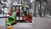 IZGRADNJA 13 DEČJIH IGRALIŠTA: Plan i program sportskog centra Mladost” u Čačku IZGRADNJA 13 DEČJIH IGRALIŠTA: Plan i program sportskog centra Mladost” u Čačku