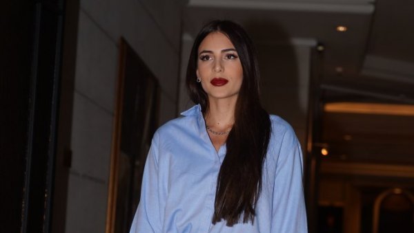 ТО ЈЕ МЕНИ ТАКО ПРИРОДНО: Анастасија проговорила о здравственим проблемима ТО ЈЕ МЕНИ ТАКО ПРИРОДНО: Анастасија проговорила о здравственим проблемима