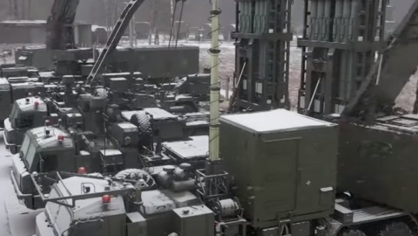 КАКАВ ГУБИТАК - ХИМАРС МОСКВИ СКИНУО СКАЛП! Први ултра-ретки ПВО систем С-350 Витјаз уништен украјинском ватром (ВИДЕО) КАКАВ ГУБИТАК - ХИМАРС МОСКВИ СКИНУО СКАЛП! Први ултра-ретки ПВО систем С-350 Витјаз уништен украјинском ватром (ВИДЕО)