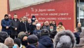 ZA NAS JE PRIBOJ ISPIT JESMO LI LJUDI ILI NISMO! Vučić poslao važnu poruku (VIDEO) ZA NAS JE PRIBOJ ISPIT JESMO LI LJUDI ILI NISMO! Vučić poslao važnu poruku (VIDEO)