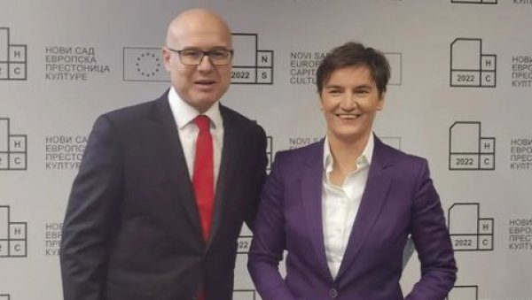 ПРЕМИЈЕРКА БРНАБИЋ: Нови Сад је центар креативности и културе ПРЕМИЈЕРКА БРНАБИЋ: Нови Сад је центар креативности и културе