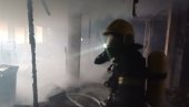 IZGORELA JEDNA OD PRVIH ŠKOLA NA TERITORIJI UŽICA: Vatrogasci spasli 3.000 knjiga i tablu