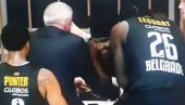 ГРОБАРИ У ДЕЛИРИЈУМУ: Сцена због које црно-бела еуфорија не престаје (ВИДЕО) ГРОБАРИ У ДЕЛИРИЈУМУ: Сцена због које црно-бела еуфорија не престаје (ВИДЕО)