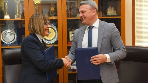 ЧАЧАК, ПРВА ПРЕСТОНИЦА КУЛТУРЕ: Потписан уговор између министарке Гојковић и градоначелника Тодоровића ЧАЧАК, ПРВА ПРЕСТОНИЦА КУЛТУРЕ: Потписан уговор између министарке Гојковић и градоначелника Тодоровића
