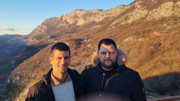 ГРАДОНАЧЕЛНИК НИКШИЋА: Велика радост сусрета са нашим Новаком под Острогом ГРАДОНАЧЕЛНИК НИКШИЋА: Велика радост сусрета са нашим Новаком под Острогом