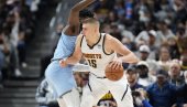 KAKO, SRBINE, KAKO? Prebijeni Nikola Jokić izveo magiju i zadivio Ameriku (VIDEO) KAKO, SRBINE, KAKO? Prebijeni Nikola Jokić izveo magiju i zadivio Ameriku (VIDEO)