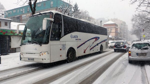 НЕКО ЋЕ ДА СПОЈИ И ДЕВЕТ ДАНА: У сусрет Сретењу и предстојећим државним празницима, многи ће да оду на мини одмор НЕКО ЋЕ ДА СПОЈИ И ДЕВЕТ ДАНА: У сусрет Сретењу и предстојећим државним празницима, многи ће да оду на мини одмор