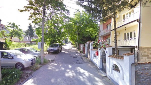 КАЈЕ СЕ ЗБОГ СУКОБА НА ПАРКИНГУ: Новак Р. (20), унук Зорана Карића саслушан јуче у Првом основном тужилаштву у Београду КАЈЕ СЕ ЗБОГ СУКОБА НА ПАРКИНГУ: Новак Р. (20), унук Зорана Карића саслушан јуче у Првом основном тужилаштву у Београду