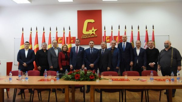 ПОКРЕТ СОЦИЈАЛИСТА НОВИ САД: Брковић и Погачар са пољопривредом имају везе само онолико колико нестрпљиво чекају жетву канабиса ПОКРЕТ СОЦИЈАЛИСТА НОВИ САД: Брковић и Погачар са пољопривредом имају везе само онолико колико нестрпљиво чекају жетву канабиса