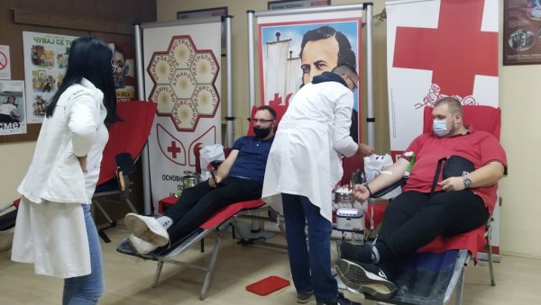 СУТРА ЈОШ ЈЕДНА ШАНСА ЗА ХУМАНОСТ: У Параћину ће бити одржана акција прикупљања крви СУТРА ЈОШ ЈЕДНА ШАНСА ЗА ХУМАНОСТ: У Параћину ће бити одржана акција прикупљања крви