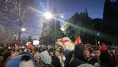POLITIČKA KRIZA U CRNOJ GORI: Protesti u više gradova, građani poručuju da neće prekrajanje izborne volje POLITIČKA KRIZA U CRNOJ GORI: Protesti u više gradova, građani poručuju da neće prekrajanje izborne volje