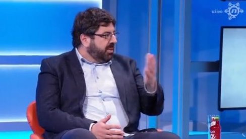 OVAJ ČOVEK ŽELI DA VODI SRBIJU?! Lazović se hvali kako je švercovao pirotehniku u Skupštinu, pa otkrio da je sve pripremano mesecima unapred OVAJ ČOVEK ŽELI DA VODI SRBIJU?! Lazović se hvali kako je švercovao pirotehniku u Skupštinu, pa otkrio da je sve pripremano mesecima unapred