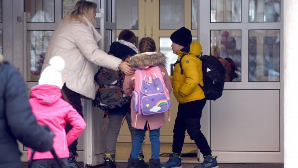 2. И 3. СЕПТЕМБАР СУ НЕРАДНИ ДАНИ ОВОЈ ГРУПИ ГРАЂАНА: Погледајте да ли имате право на два слободна дана 2. И 3. СЕПТЕМБАР СУ НЕРАДНИ ДАНИ ОВОЈ ГРУПИ ГРАЂАНА: Погледајте да ли имате право на два слободна дана