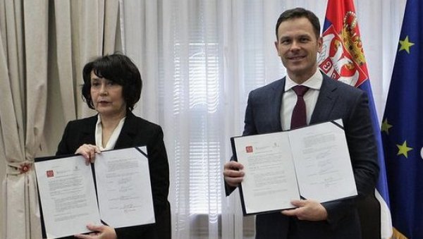 МИНИСТАР МАЛИ: Државне хартије од вредности ускоро у систему Euroclear-а МИНИСТАР МАЛИ: Државне хартије од вредности ускоро у систему Euroclear-а