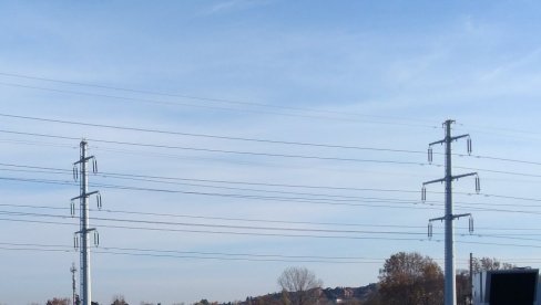 PUKAO DALEKOVOD IZMEĐU GRČKE I ALBANIJE? Sumnja se da je ovo uzrok haosa koji je zavladao regionom zbog nestanka struje PUKAO DALEKOVOD IZMEĐU GRČKE I ALBANIJE? Sumnja se da je ovo uzrok haosa koji je zavladao regionom zbog nestanka struje