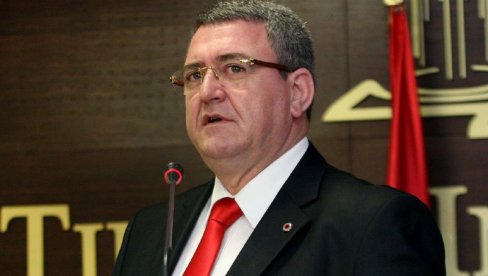 FRKA KAKVU ALBANIJA NE PAMTI! Javio se i izdajnik koga su optužili da sarađuje sa Srbima FRKA KAKVU ALBANIJA NE PAMTI! Javio se i izdajnik koga su optužili da sarađuje sa Srbima
