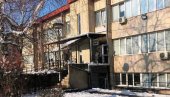 ЈОШ 109 ПОЗИТИВНИХ У ПАРАЋИНУ: У ковид-амбуланти никад више прегледа и инфекција короном ЈОШ 109 ПОЗИТИВНИХ У ПАРАЋИНУ: У ковид-амбуланти никад више прегледа и инфекција короном