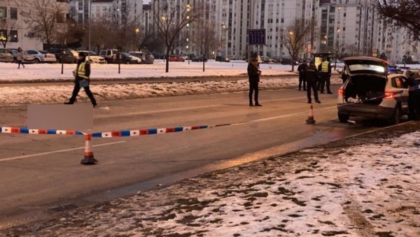У ТРЕЋЕМ ОСНОВНОМ ЈАВНОМ ТУЖИЛАШТВУ: Данас саслушање камионџије који је покосио девојчицу на Новом Београду У ТРЕЋЕМ ОСНОВНОМ ЈАВНОМ ТУЖИЛАШТВУ: Данас саслушање камионџије који је покосио девојчицу на Новом Београду