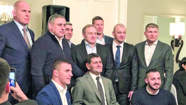 БРАТСТВО: Руски шампиони воле Србију БРАТСТВО: Руски шампиони воле Србију