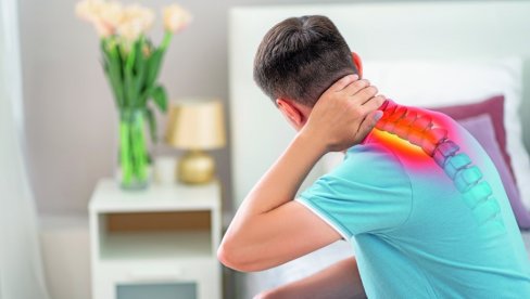 VEŽBE I MASAŽA MOGU DA UBLAŽE STANJE: Upozorenje hirurga - Ne zanemarujte bol u vratu, može biti posledica ozbiljnijeg oboljenja VEŽBE I MASAŽA MOGU DA UBLAŽE STANJE: Upozorenje hirurga - Ne zanemarujte bol u vratu, može biti posledica ozbiljnijeg oboljenja