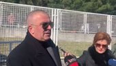 NOVI PROTESTNI SKUP ZA OČUVANJE BOLNICE MELJINE: Ne damo ni pedalj bolničkog kompleksa NOVI PROTESTNI SKUP ZA OČUVANJE BOLNICE MELJINE: Ne damo ni pedalj bolničkog kompleksa