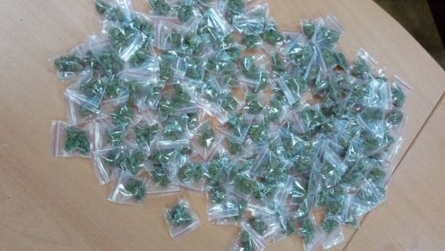 PODIGNUTA OPTUŽNICA PROTIV ZEMUNCA ZBOG DROGE: Tužilaštvo traži zatvor od godinu i osam meseci PODIGNUTA OPTUŽNICA PROTIV ZEMUNCA ZBOG DROGE: Tužilaštvo traži zatvor od godinu i osam meseci