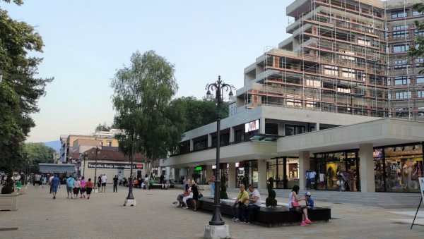 ОПОМЕНЕ ДУЖНИЦИМА: Врњчани ревносно плаћају порез на имовину ОПОМЕНЕ ДУЖНИЦИМА: Врњчани ревносно плаћају порез на имовину